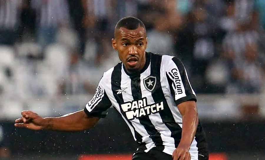 Vasco fará proposta final por volante Marlon Freitas, do Botafogo