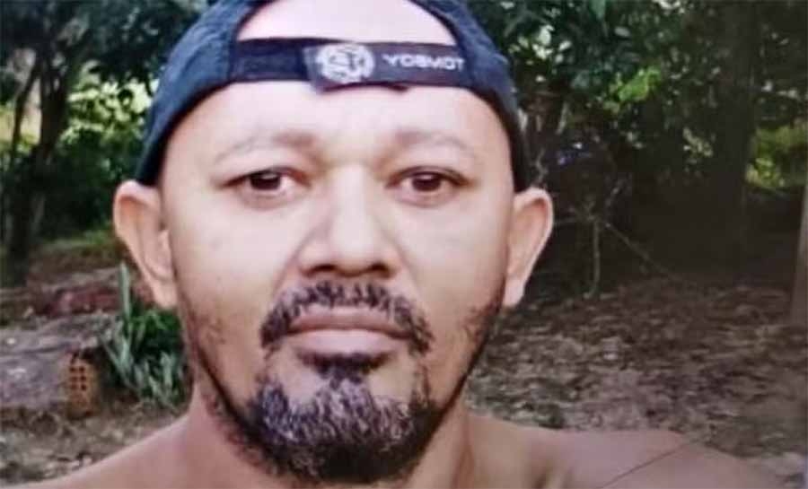 Suspeito de roubo morre após ser baleado em confronto com a polícia no interior do Acre