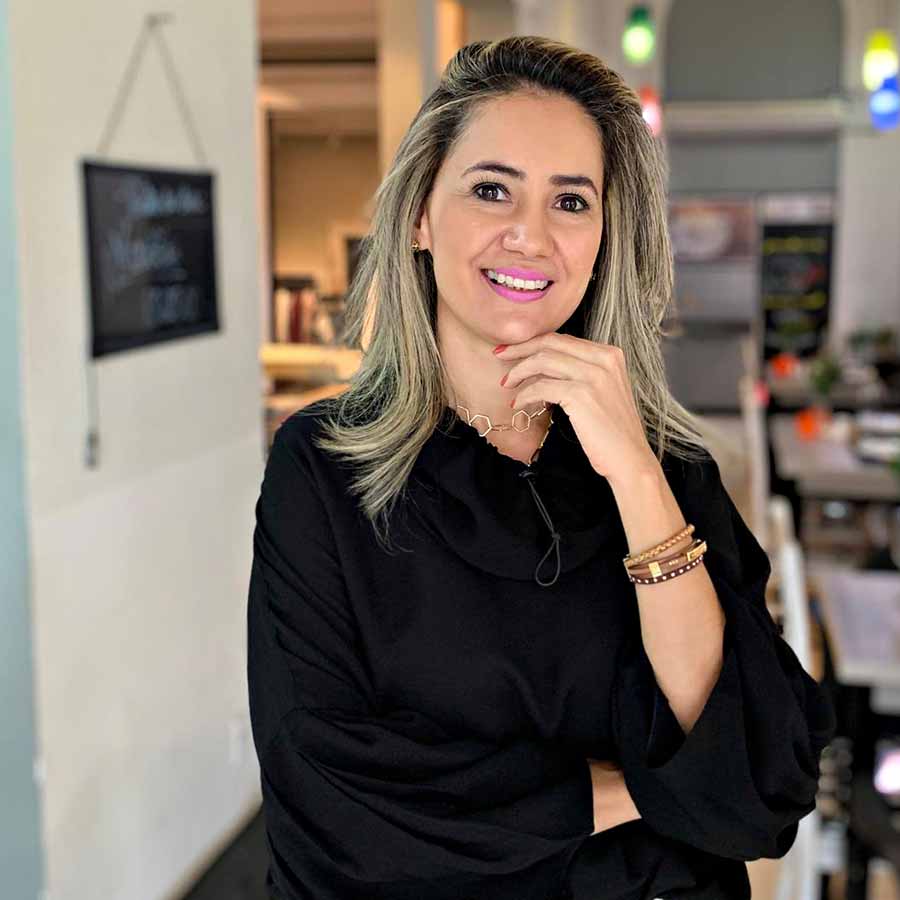 GINA VALENTE 2