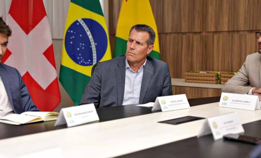 governador embaixador 004