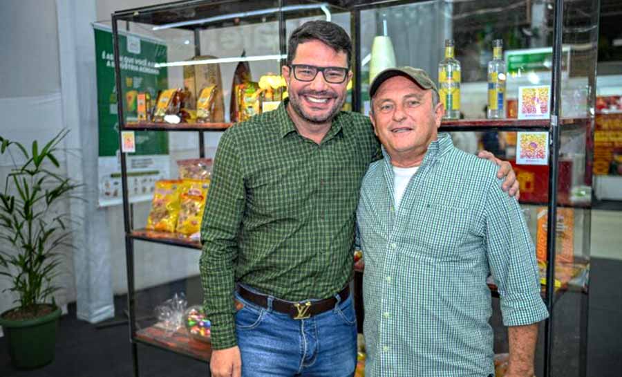governador celebra 003