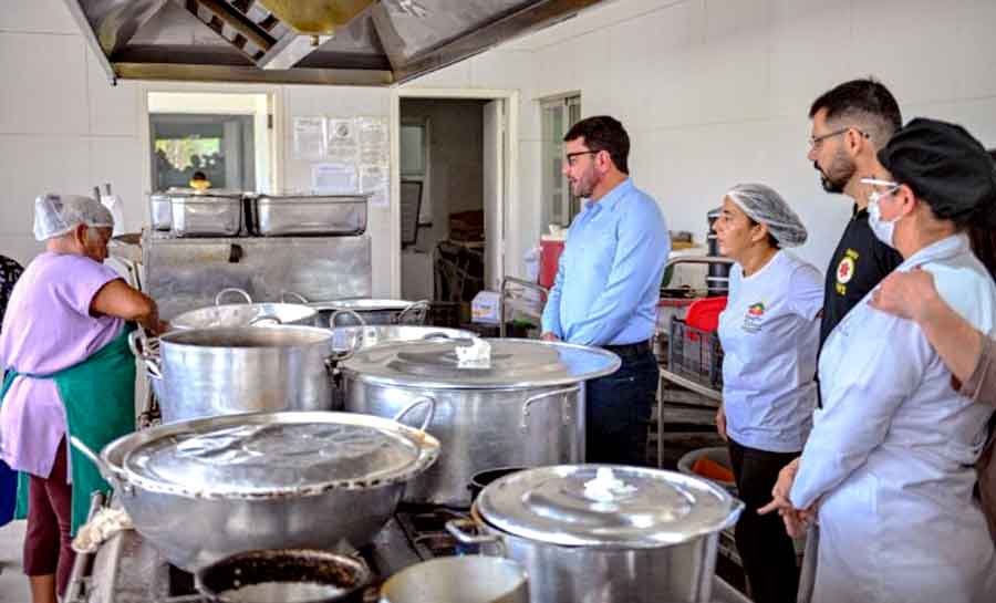 governador maternidade visita 003