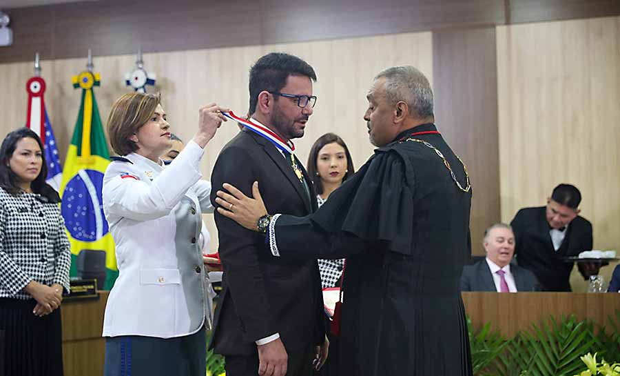 governador condecorado 003