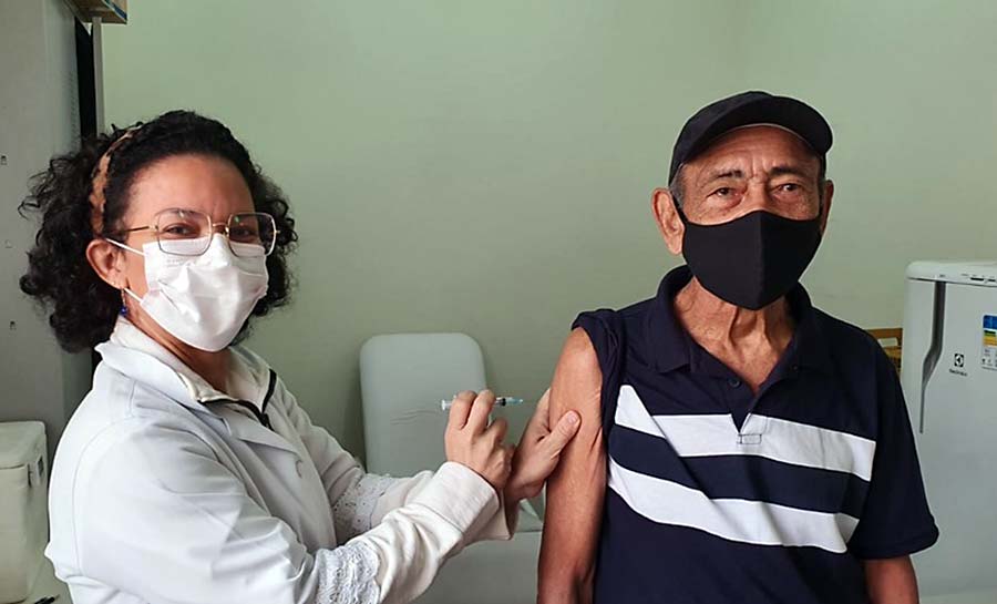 ‘Levo muito a sério’, diz idoso que procurou mutirão para tomar 4ª dose da vacina contra a Covid