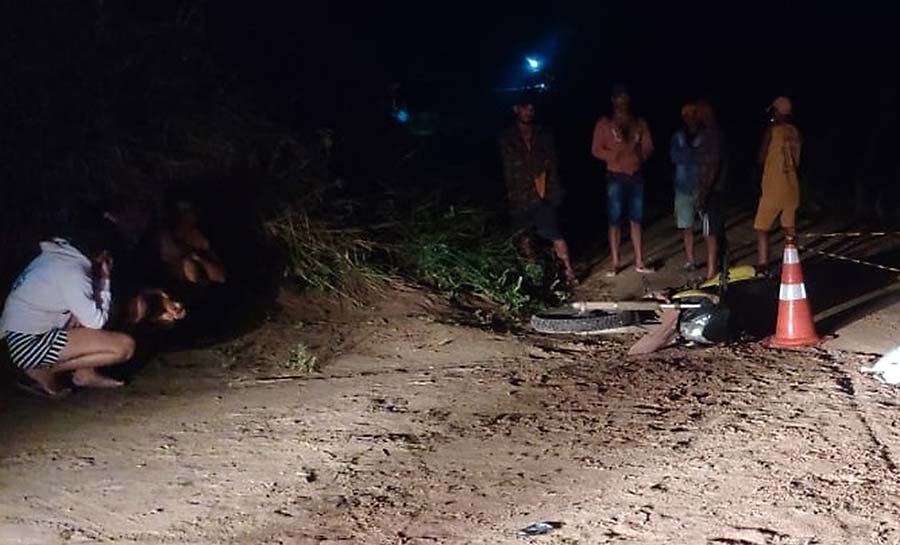 Motociclista de 55 anos morre ao bater de frente com caminhão no interior do Acre