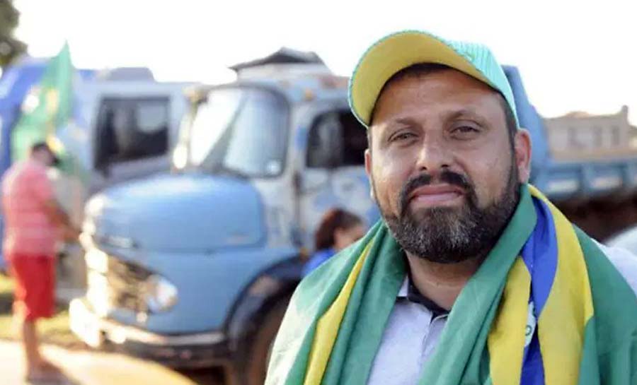 Líder dos caminhoneiros pede fim do PPI da Petrobras e questiona lucro