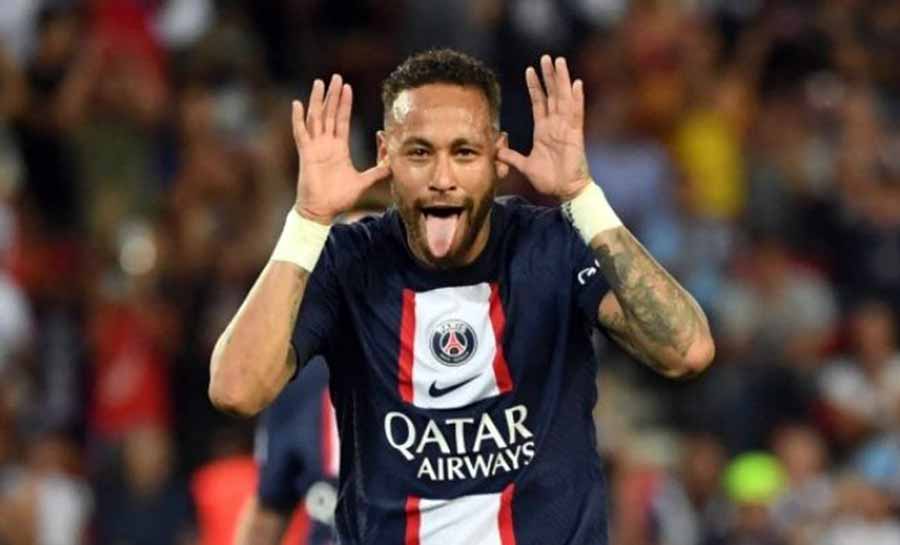 Neymar se ofereceu para voltar ao Barcelona, diz amigo do craque