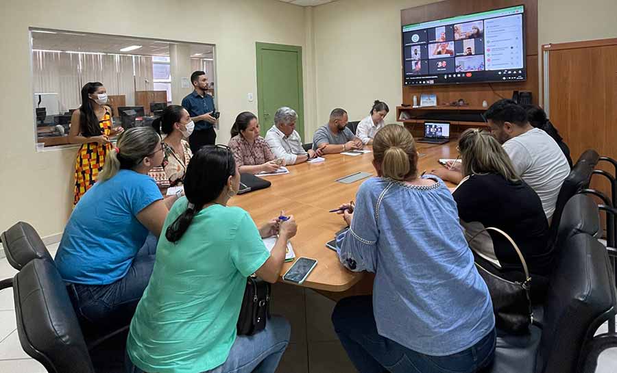 Saúde do Acre elabora plano de ação devido ao aumento de casos de covid-19