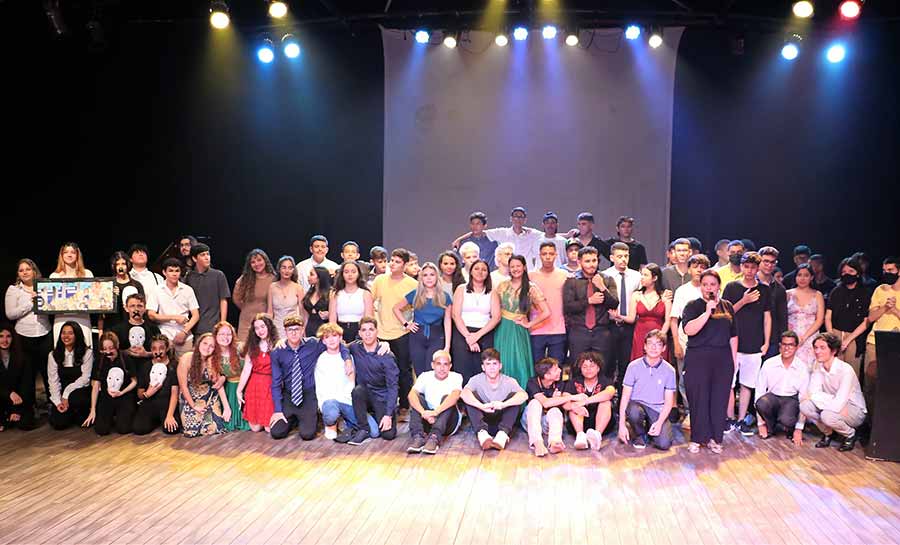 Alunos da Escola SESI realizam Memorial aos 100 anos da Semana da Arte Moderna