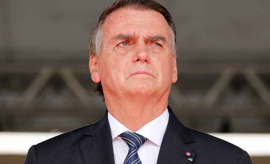 Deputado diz que Jair Bolsonaro tem estratégia para evitar a prisão