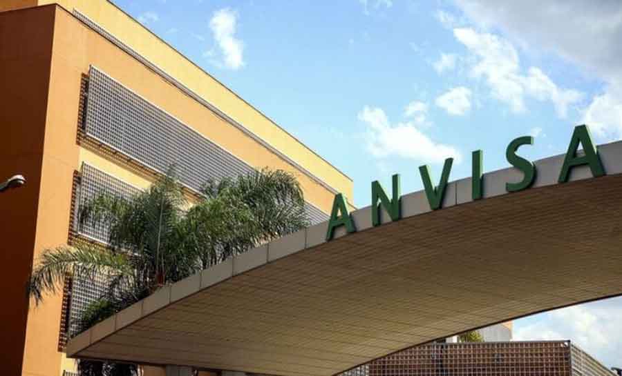 Anvisa proíbe a venda de 11 pomadas capilares após relatos de cegueira