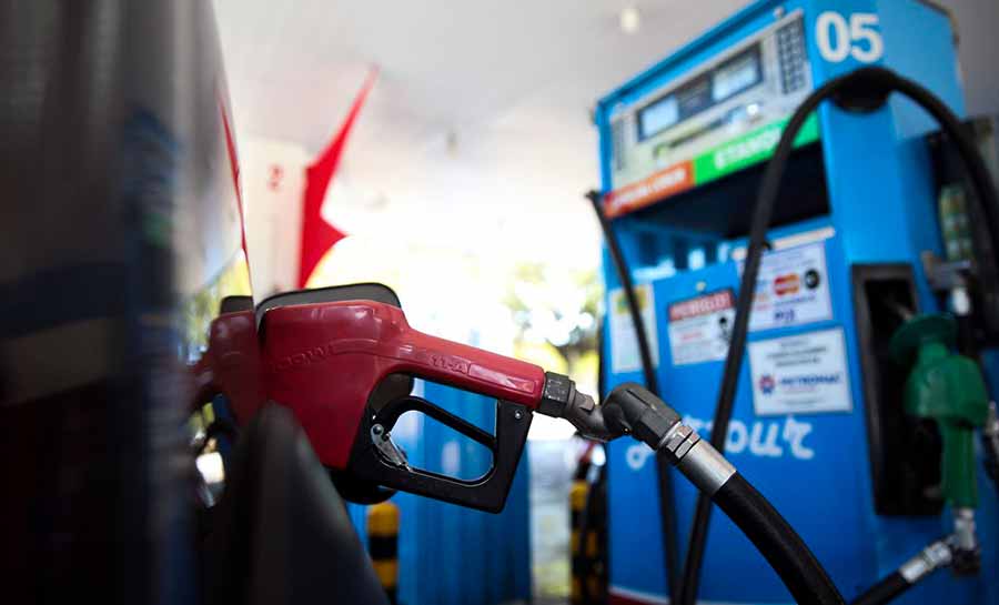 Mudança em política da Petrobras deveria acompanhar reoneração
