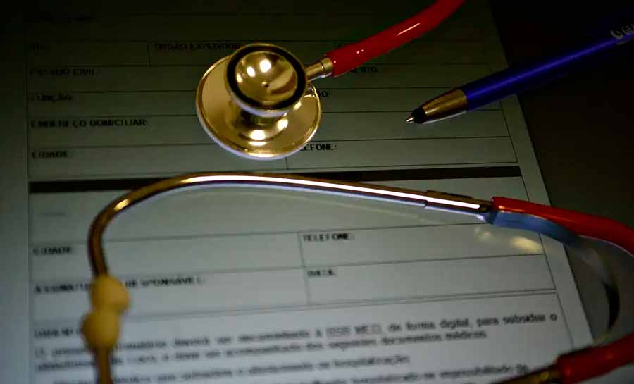 Reclamações contra planos de saúde cresceram quase 50% em 2023
