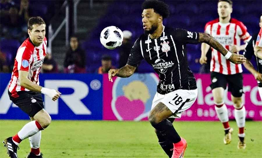 Ex-Corinthians, Kazim anuncia que trabalhará no Arsenal em nova etapa da carreira