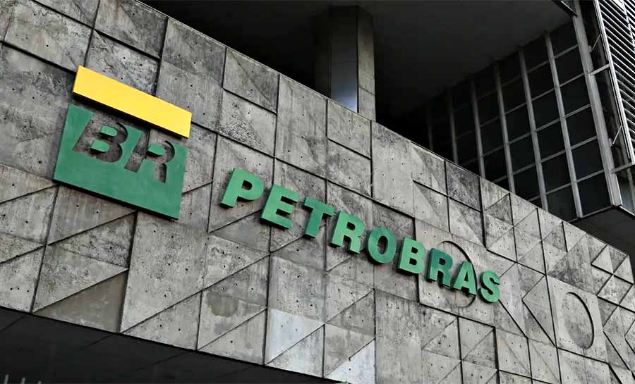 Petrobras contrata estaleiros catarinenses para 12 navios de suporte