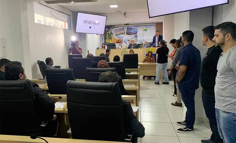 Vereadores convocam sessão extraordinária no penúltimo dia do ano para votação de 5 PLs, mas apenas um é aprovado