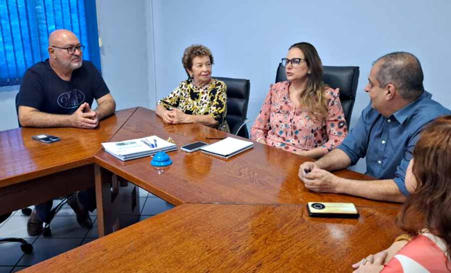 Governo, Acisa e Fieac planejam ações em parceria para fortalecer o setor de serviços e da indústria do Acre