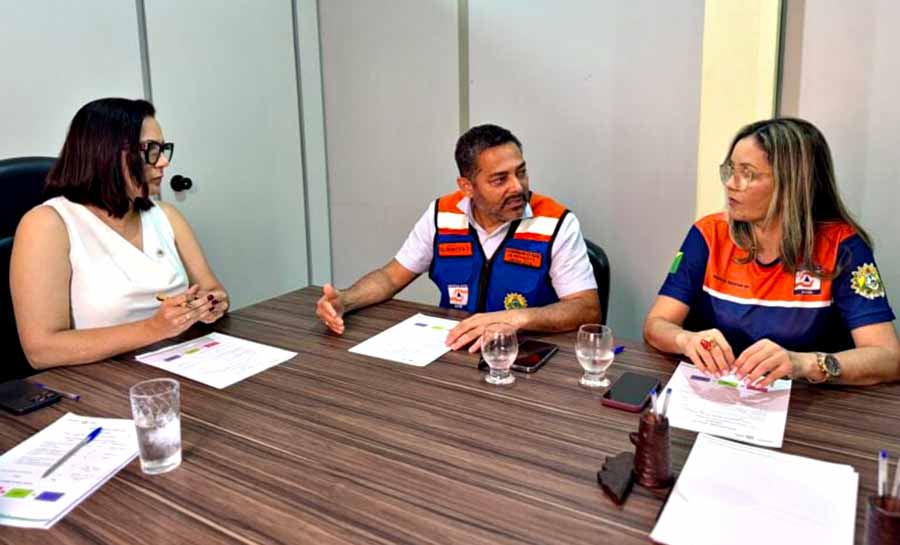Vice-governadora Mailza Assis discute plano de contingência e estratégias de prevenção a enchentes com a Defesa Civil estadual