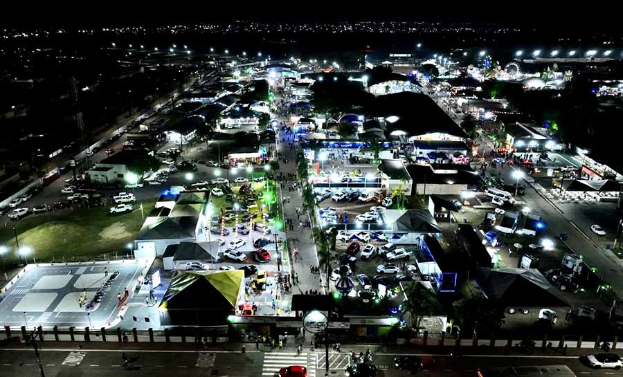 Governo do Acre solicita apoio do Ministério do Turismo para realização de edição histórica da Expoacre