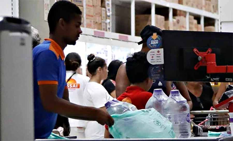 Assaí Atacadista abre cerca de 2.600 vagas em todo país; confira