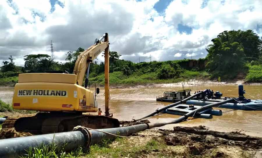 Distribuição de água é interrompida em todos os bairros de Rio Branco para reparos em bombas e equipamentos