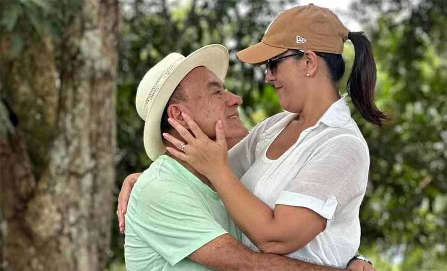 Prefeito de Rio Branco nomeia a esposa como chefe de gabinete com salário de R$ 28,5 mil