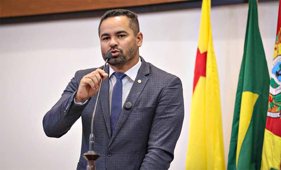 Arlenilson Cunha defende reestruturação da carreira militar e reforça compromisso da Comissão de Segurança