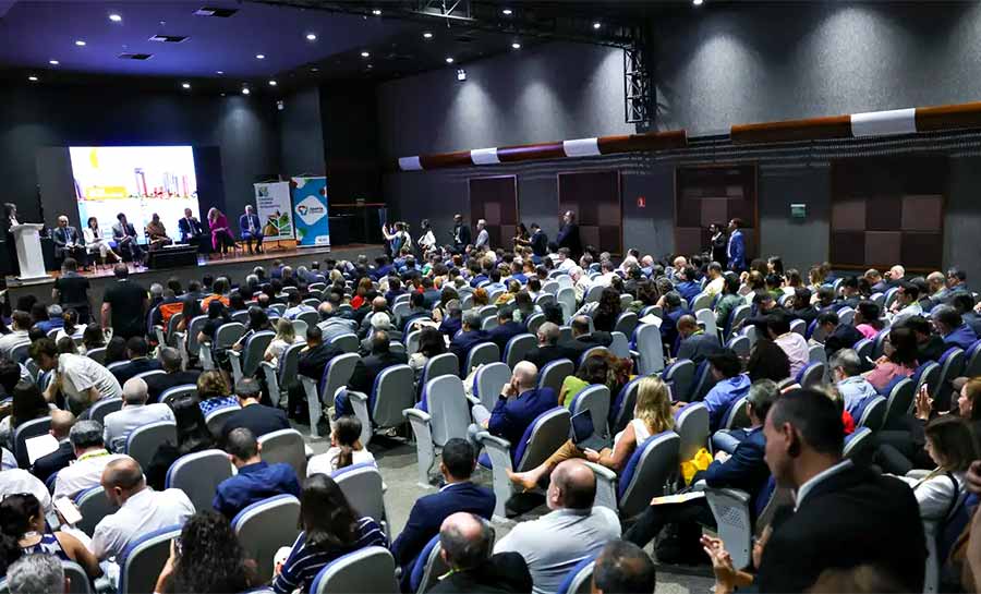 Prefeitos buscam apoio contra mudanças climáticas
