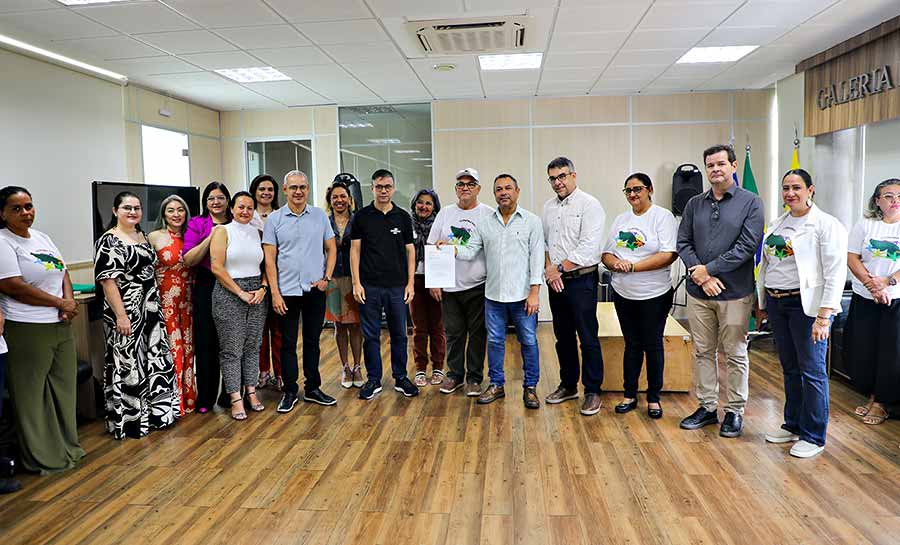 Fórum de Economia Solidária de Rio Branco faz homenagem ao Sebrae no Acre