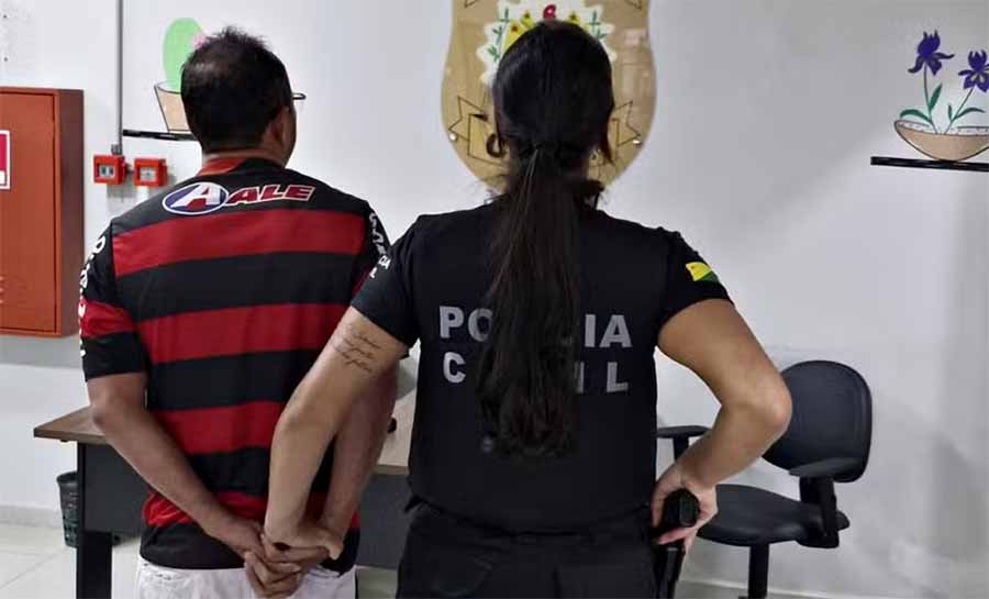 Homem é preso após invadir casa de ex-mulher e agredi-la no Acre
