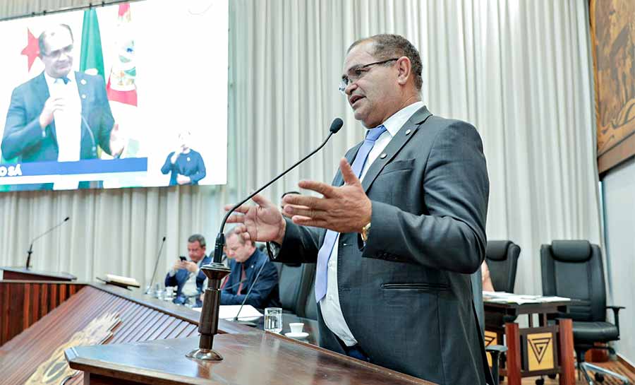 Tanízio Sá destaca importância da assistência social e elogia debate sobre políticas públicas