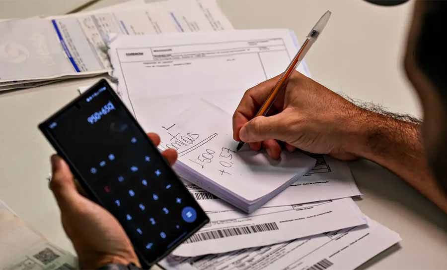 Serasa, Correios e Febraban fazem mutirão para atender endividados