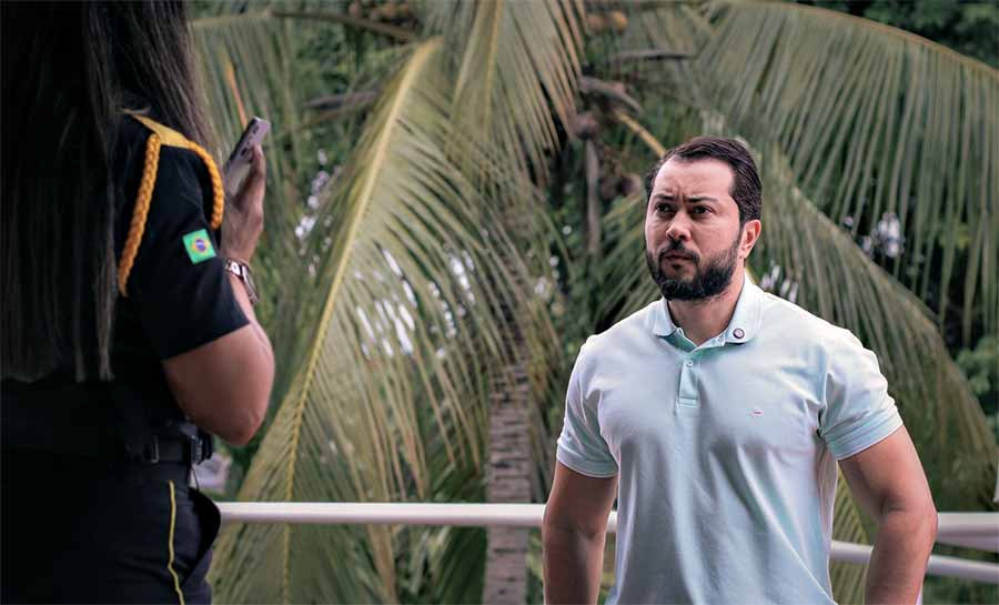 Após denúncia, Jarude é impedido de entrar na área da piscina do Armando Nogueira