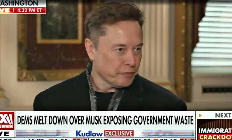 Elon Musk: “X caiu por ataque cibernético massivo da Ucrânia”