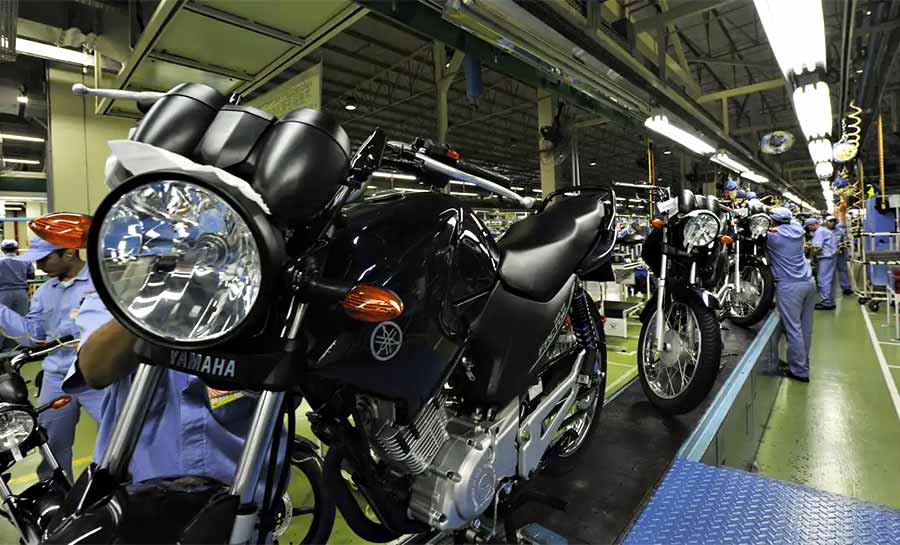 Produção industrial fica estável em janeiro, após três meses de baixa
