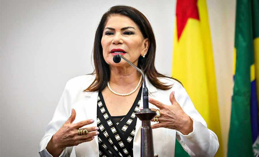 Antônia Sales denuncia abandono de comunidades ribeirinhas e rurais no Acre