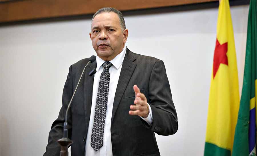 Manoel Moraes elogia oposição e defende apuração de impedimento a deputado de entrar em escola