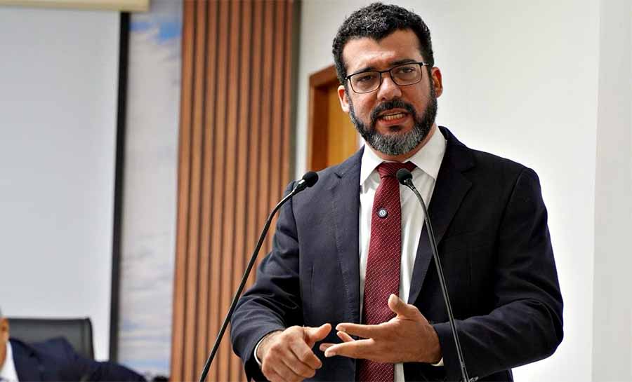 “Isso mostra o tamanho do descaso”: Kamai denuncia erro da Prefeitura na convocação de educadores concursados