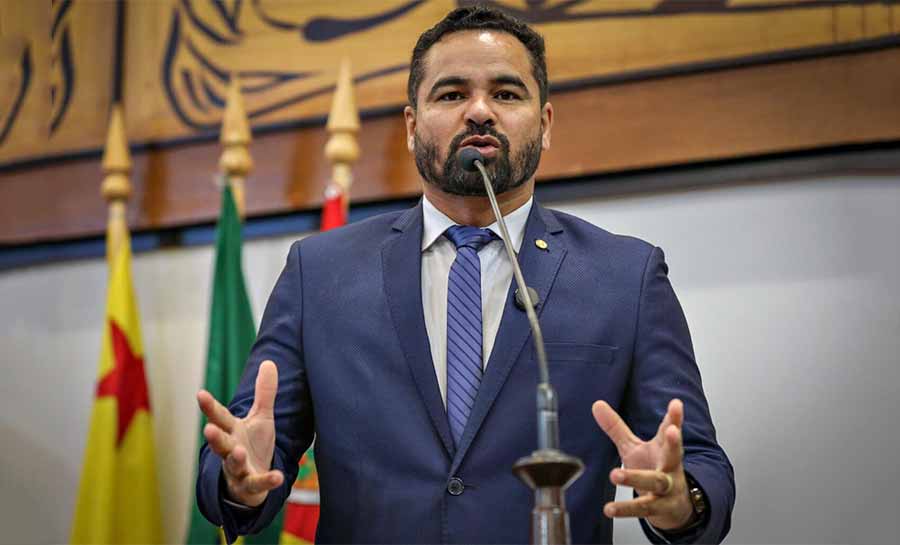 Arlenilson Cunha defende apoio a produtores, assistência a famílias atingidas e revisão do banco de horas para policiais