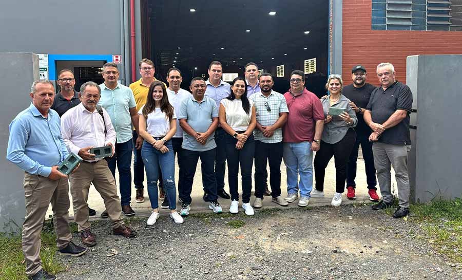 Em Santa Catarina, Prefeitura de Rio Branco e Amac discutem soluções sustentáveis para resíduos sólidos