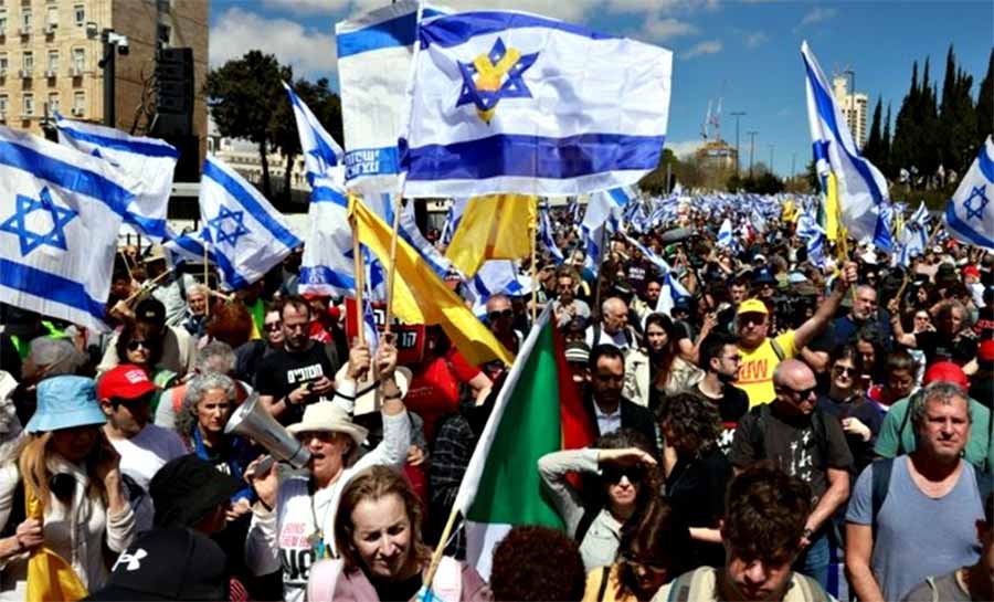 Milhares de israelenses protestam contra Netanyahu em Jerusalém
