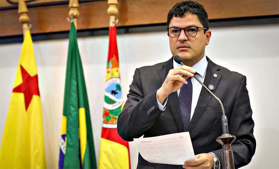 Eduardo Ribeiro destaca avanços ambientais e parabeniza colegas na Aleac
