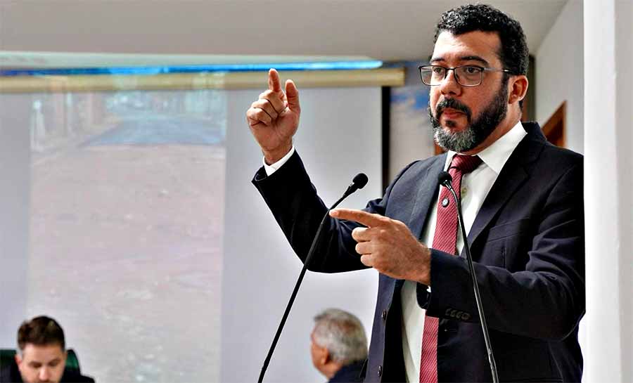 Vereador André Kamai pede solidariedade da Câmara de Rio Branco à ministra Marina Silva