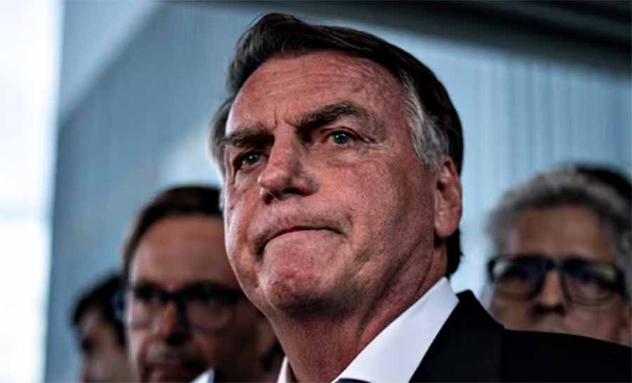 Enfim, réu