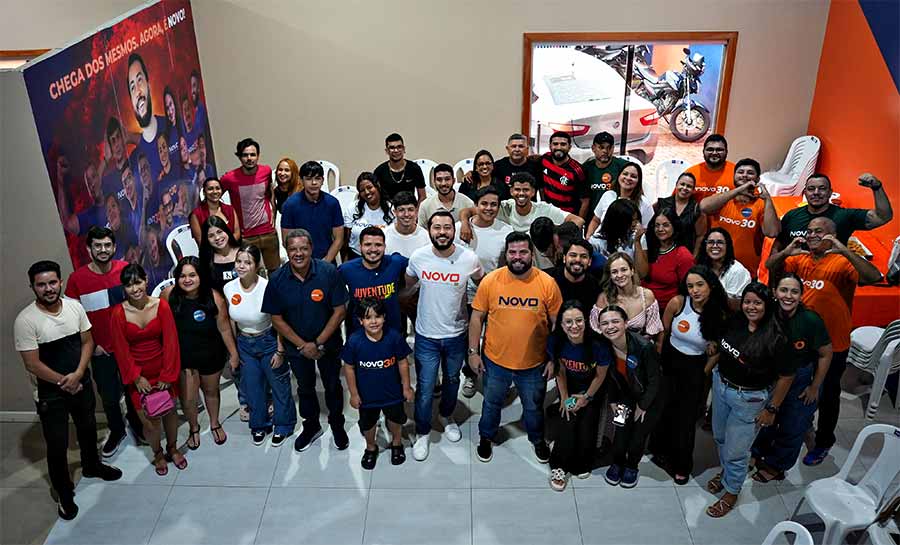 Jarude reúne jovens e empossa novo presidente estadual da Juventude do Partido Novo