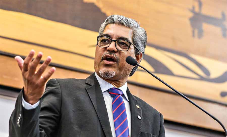 Edvaldo Magalhães destaca importância do programa “Abrindo Portas para o Primeiro Emprego”