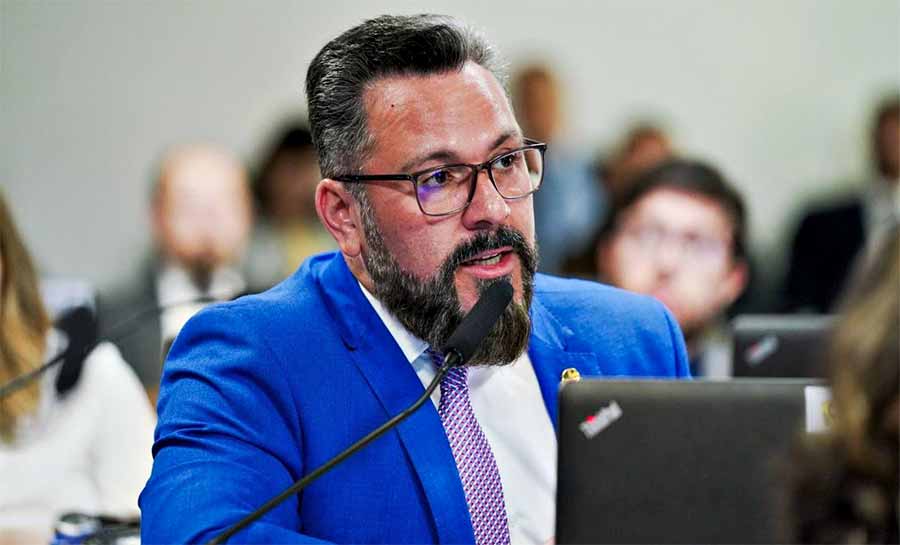 Senador Alan Rick apresenta projeto de lei para facilitar acesso ao crédito rural por populações extrativistas