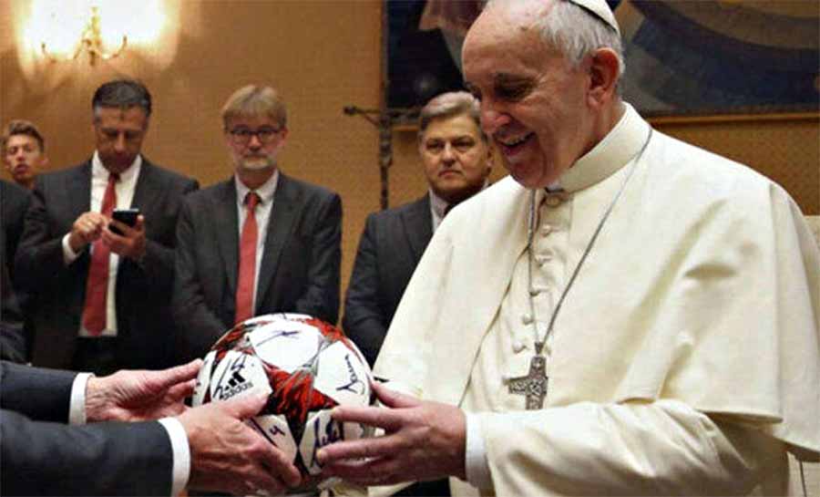 Itália suspende todos os esportes após morte do Papa Francisco