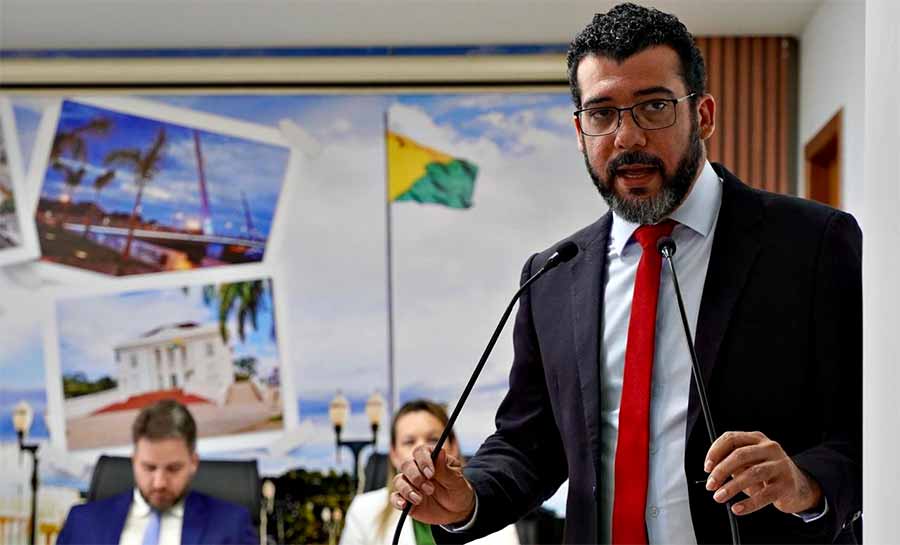 Kamai rebate mentiras da Prefeitura e denuncia uso indevido dos canais oficiais para atacar a oposição