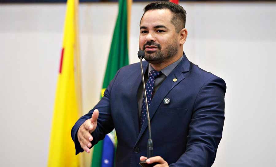 Arlenilson Cunha defende cumprimento da Emenda Constitucional nº 62 e destaca importância dos profissionais das unidades socioeducativas e penitenciárias